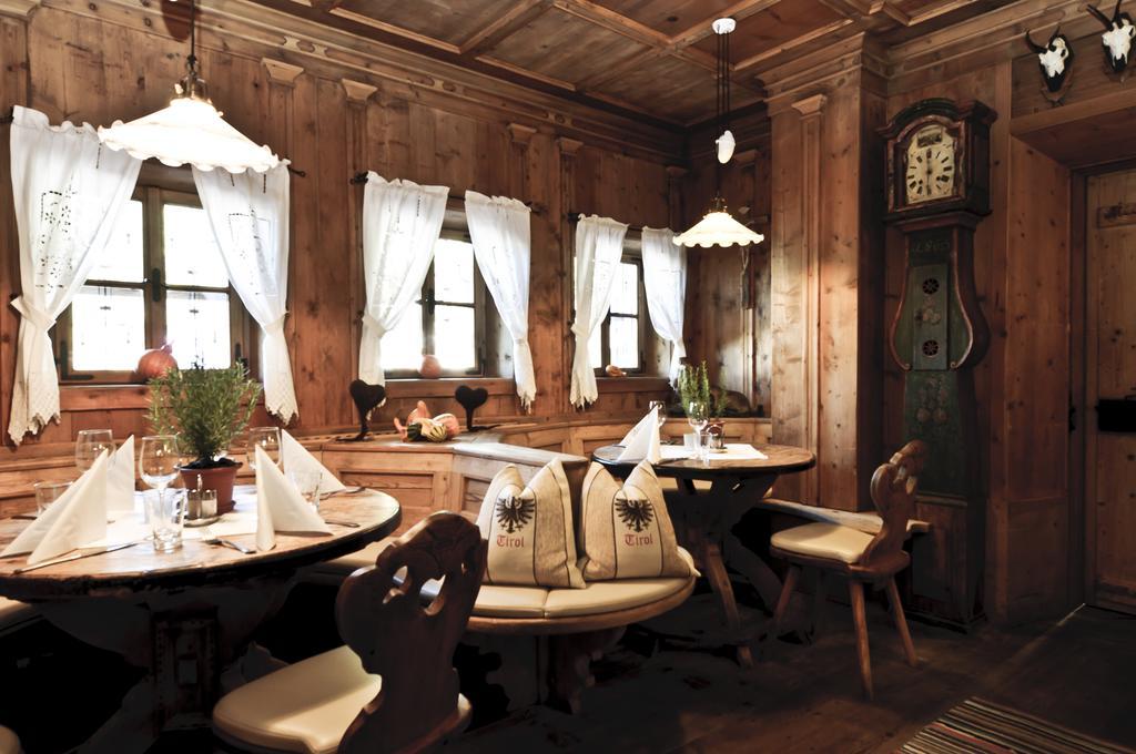 Hotel Gasthof Perauer Mayrhofen Esterno foto
