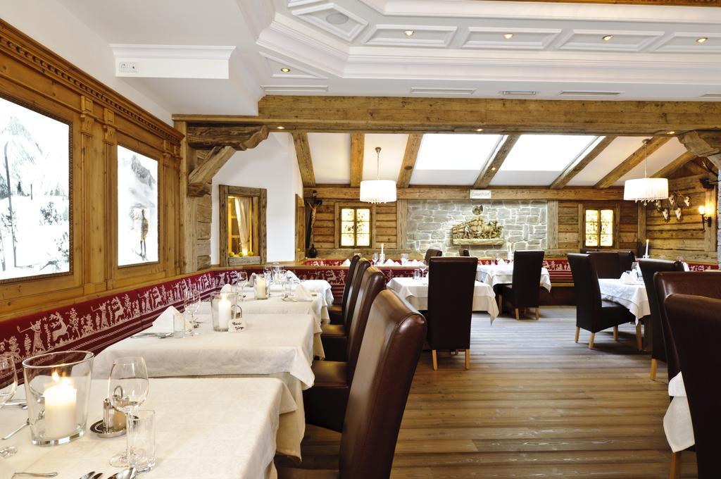 Hotel Gasthof Perauer Mayrhofen Esterno foto